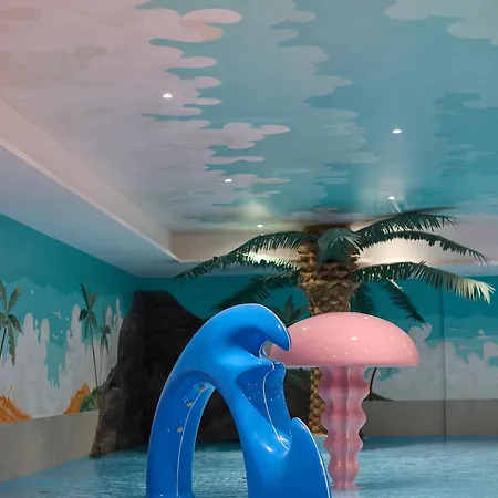 Отель Bor By Karisma